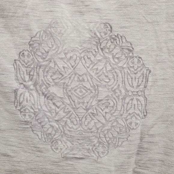 Danskin Women's Purple Burnout Laser Print Mandala SS Yoga Athletic Tee Size L - Picture 3 of 5